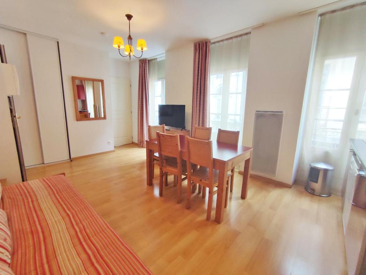 Ostal, T3, Centre Luchon, Wifi, Casier A Skis, Ascenseur, 6 Personnes Bagnères-de-Luchon Екстериор снимка
